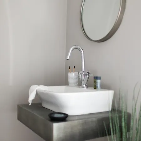 Osric Apartment Bath Exterior photo