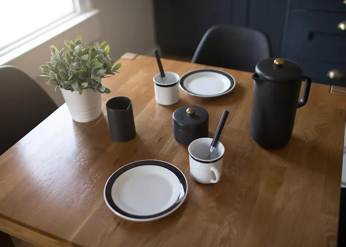 Osric Apartment